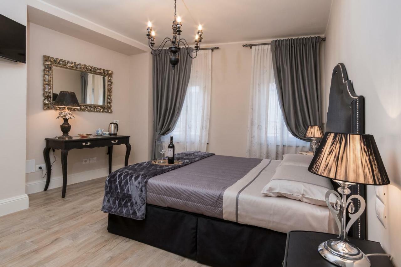 Pistoia Luxury Suite Kültér fotó