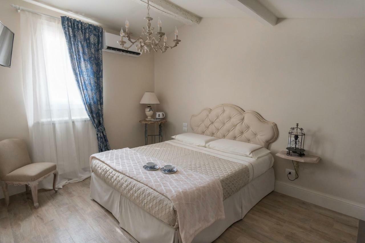 Pistoia Luxury Suite Kültér fotó