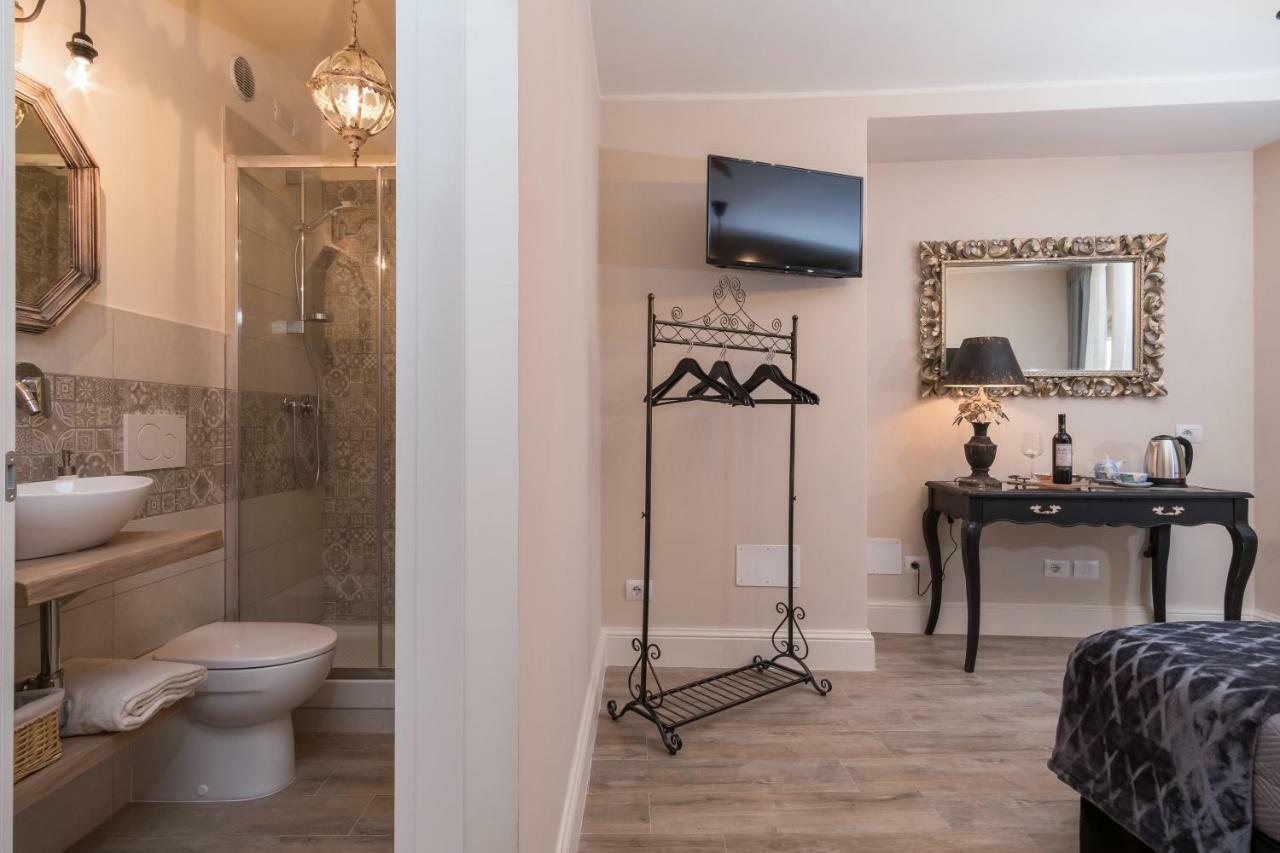 Pistoia Luxury Suite Kültér fotó
